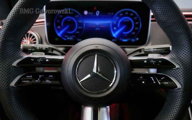 Mercedes-Benz EQE cena 369900 przebieg: 3600, rok produkcji 2023 z Cieszyn małe 352